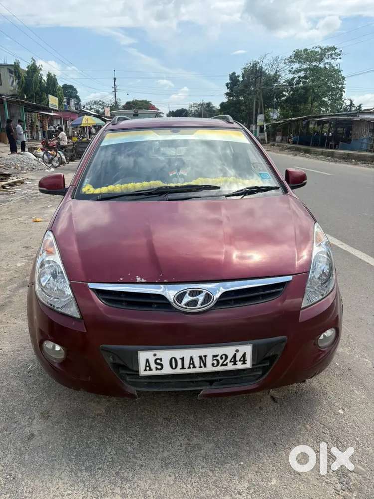 Hyundai I20 Crdi Petrol 2010 Car