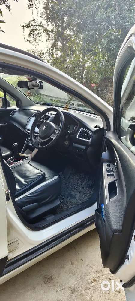 Maruti Suzuki S-cross 2017 Diesel Well Maintained