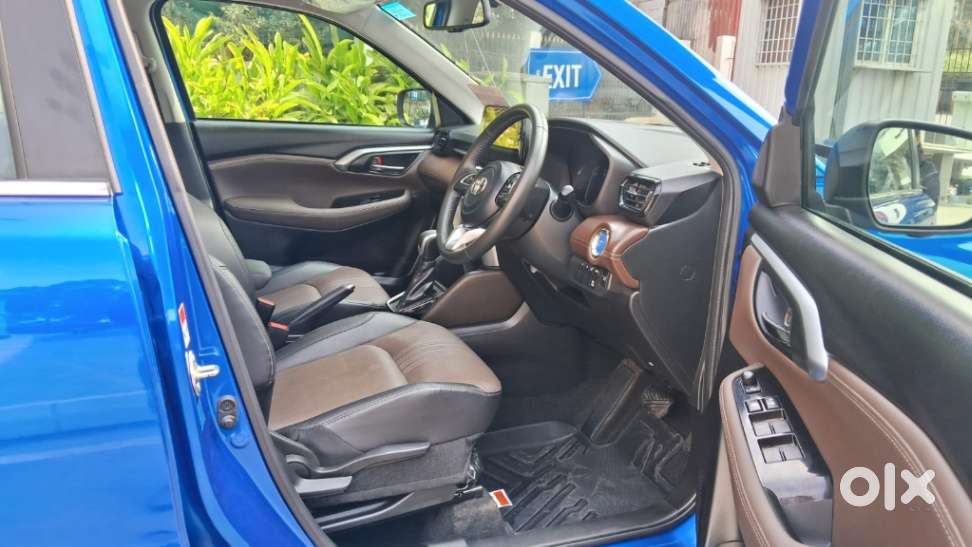 Toyota Urban Cruiser Hyryder 1.5 V Hybrid, 2024, Petrol