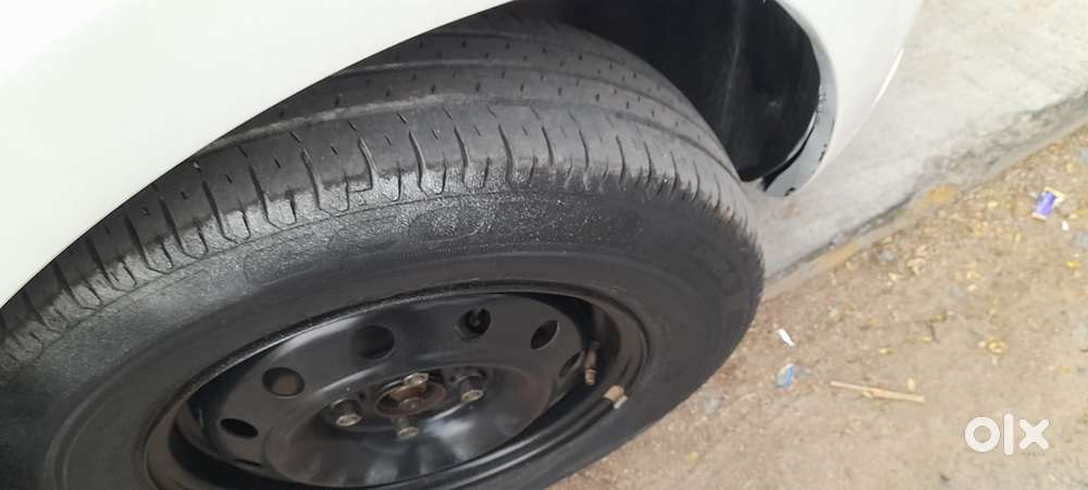 Maruti Suzuki Dzire 1.2 Vxi Amt, 2021, Petrol