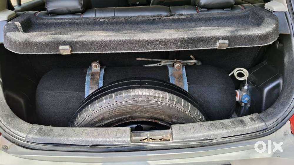 Maruti Suzuki Swift 1.2 Lxi (o), 2017, Cng & Hybrids