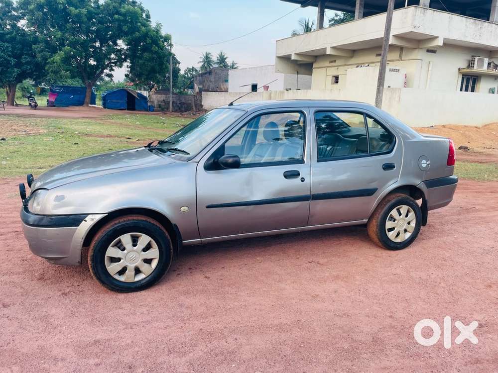 Ford Ikon 2006 Petrol Well Maintained