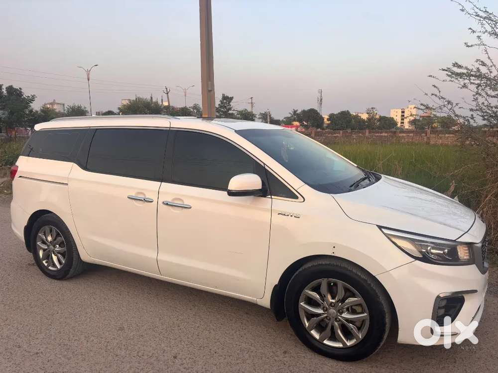 Kia Carnival Limousine 2020