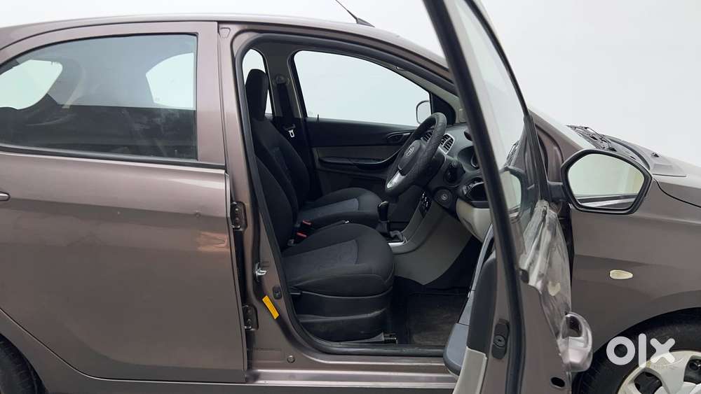 Tata Tiago 1.2 Revotron Xt, 2017, Petrol
