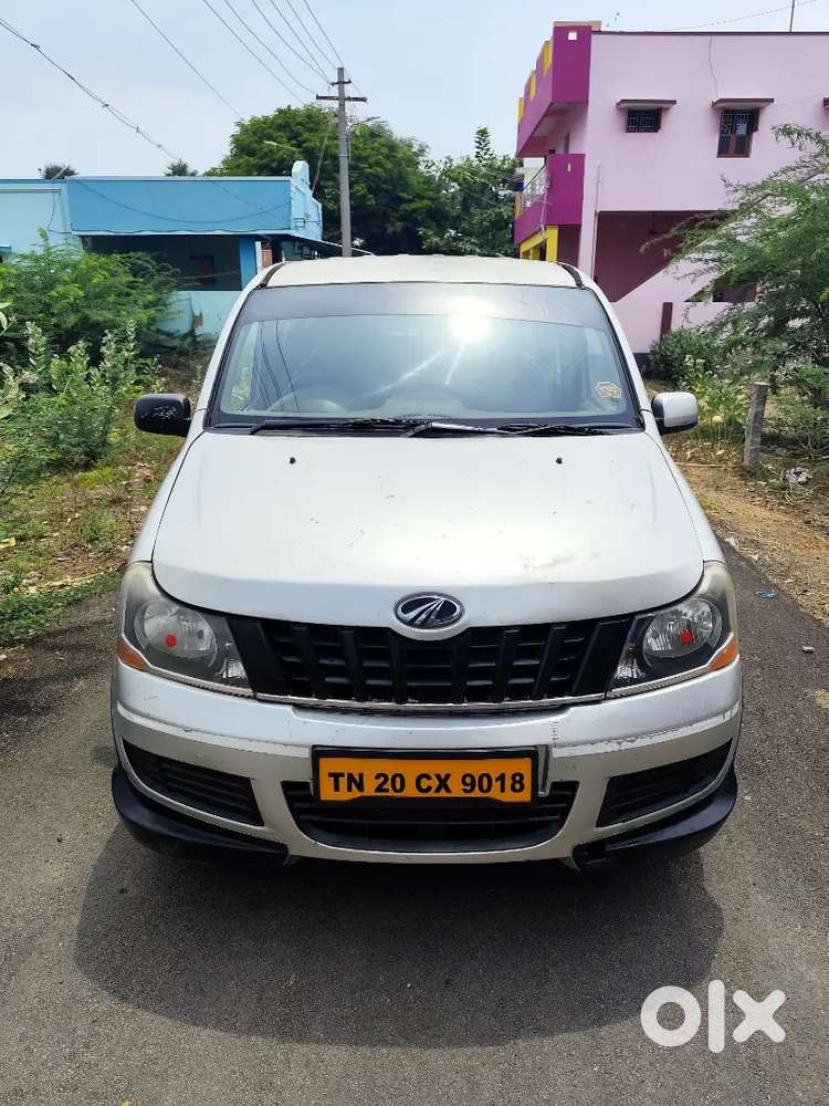 Mahindra Xylo 2013