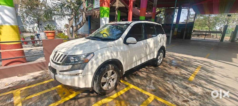 Mahindra Xuv500 W8 2015