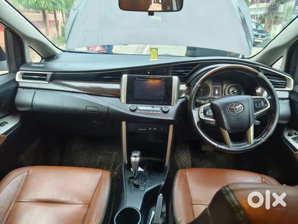 Toyota Innova Crysta 2.8 Gx At 7 Str, 2017, Diesel