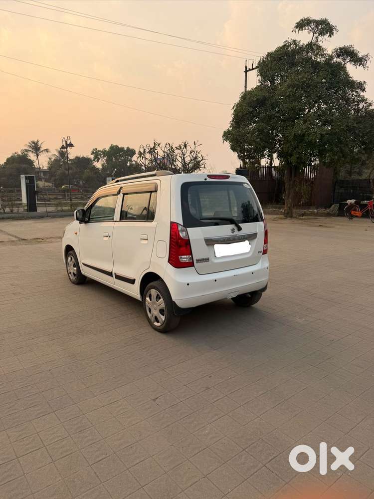 Maruti Suzuki Wagon R Vxi Optional, 2018, Petrol