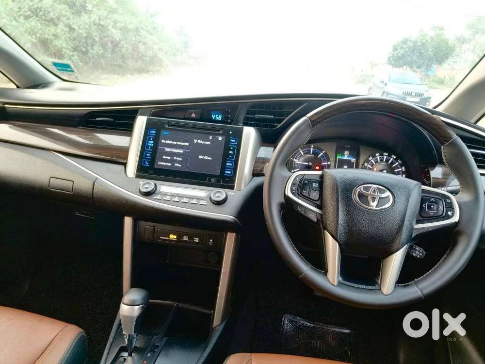 Toyota Innova Crysta 2.8z Automatic, 2018, Diesel