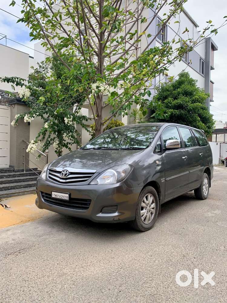 Toyota Innova 2.5 V 7 Str, 2011, Diesel
