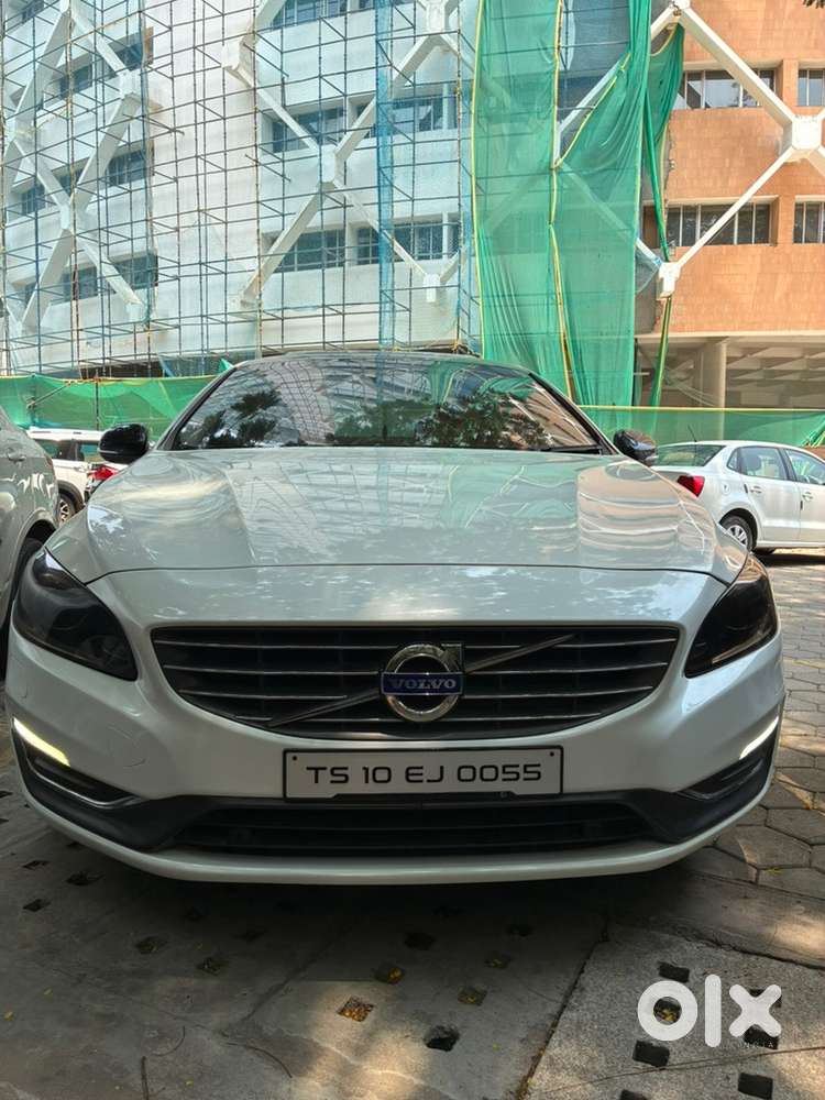 Excellent & Super Powerful Volvo S60 Diesel Car 2016 Registered
