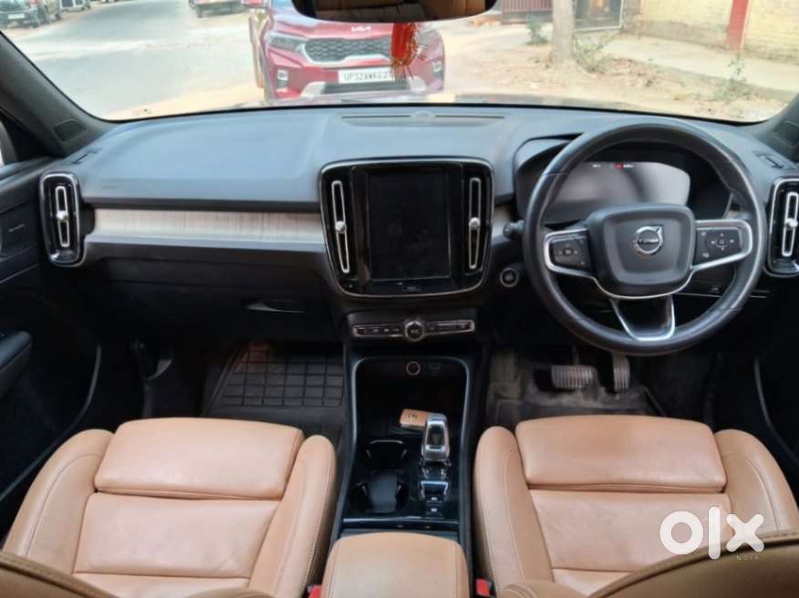 Volvo Xc40 D4 Momentum, 2018, Diesel