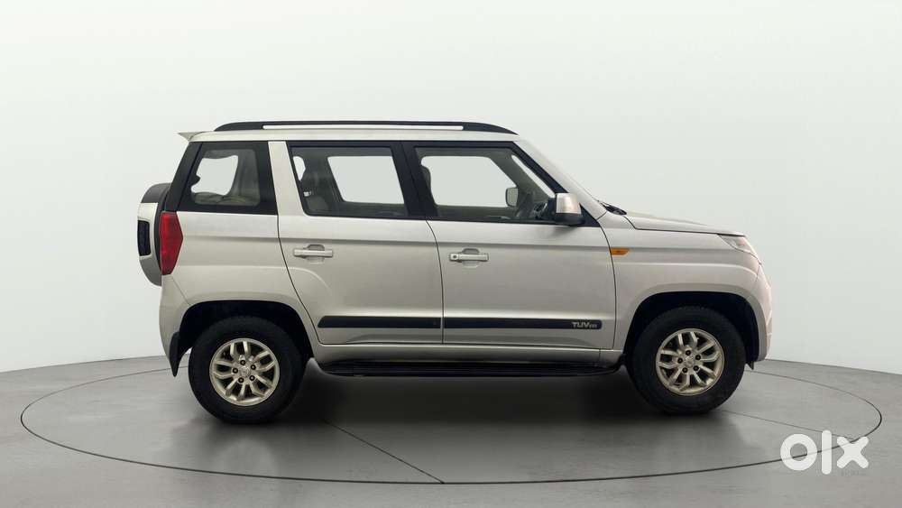 Mahindra Tuv 300 T8 Amt, 2017, Diesel