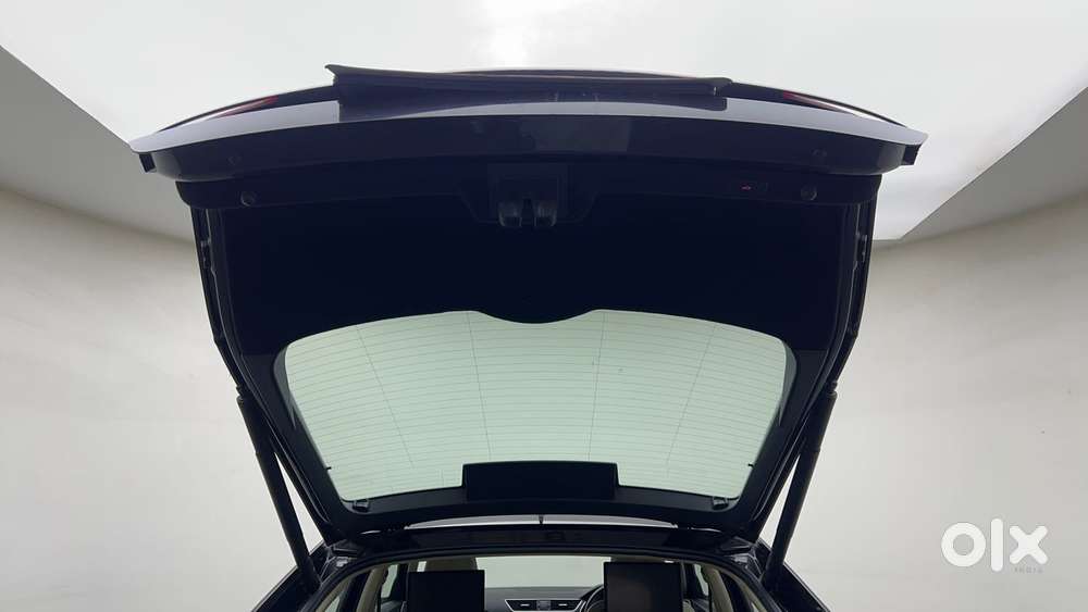 Skoda Superb L&k 1.8 Tsi At, 2022, Petrol