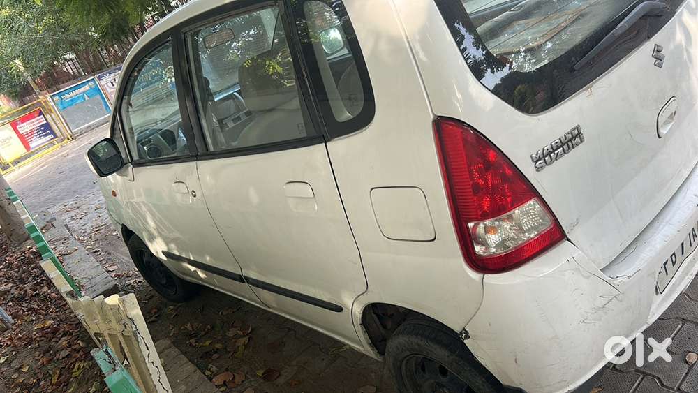 Maruti Suzuki Zen Estilo 2011/12