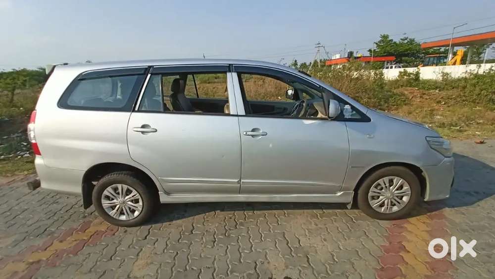 Toyota Innova 2014 Diesel 170000 Km Driven