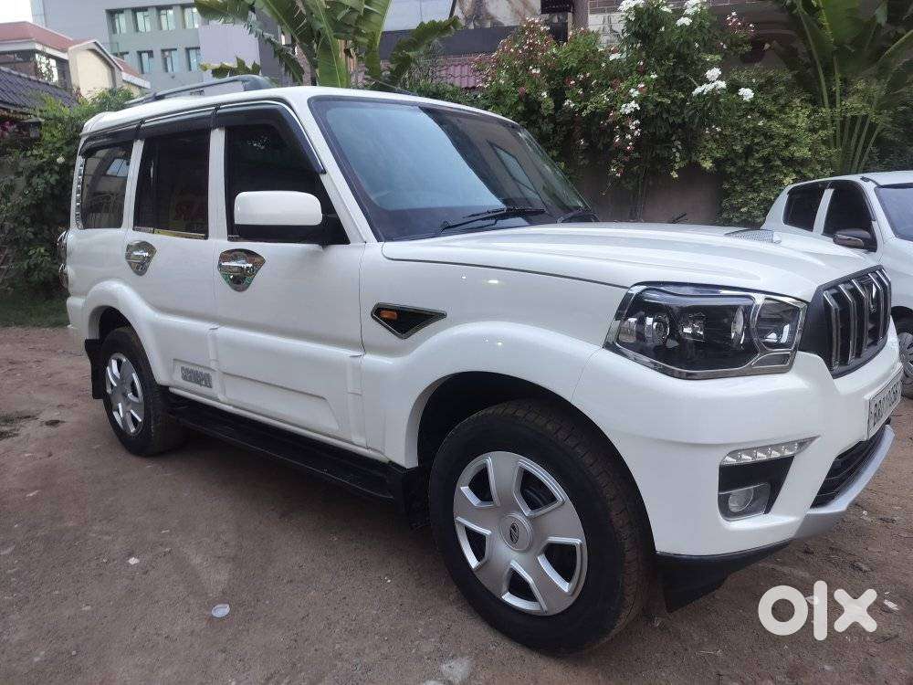 Mahindra Scorpio S6 Plus, 2016, Diesel