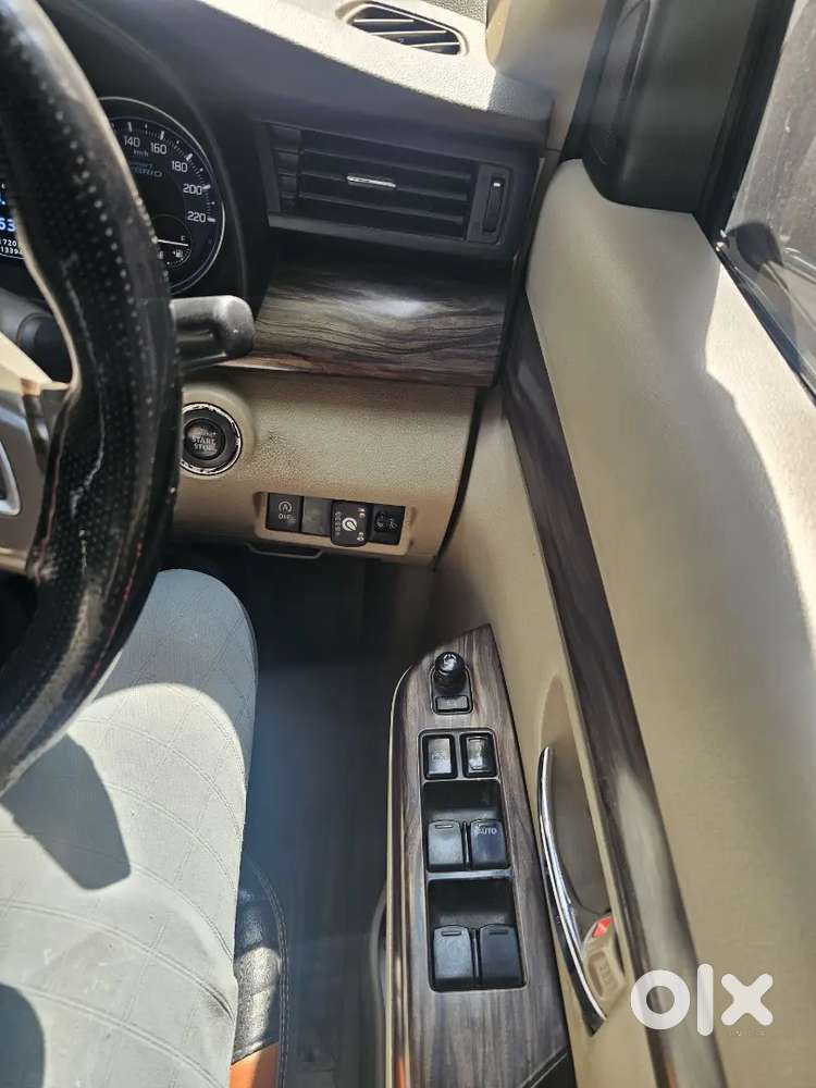 Maruti Suzuki Ertiga Zxi+ Smart Hydrated