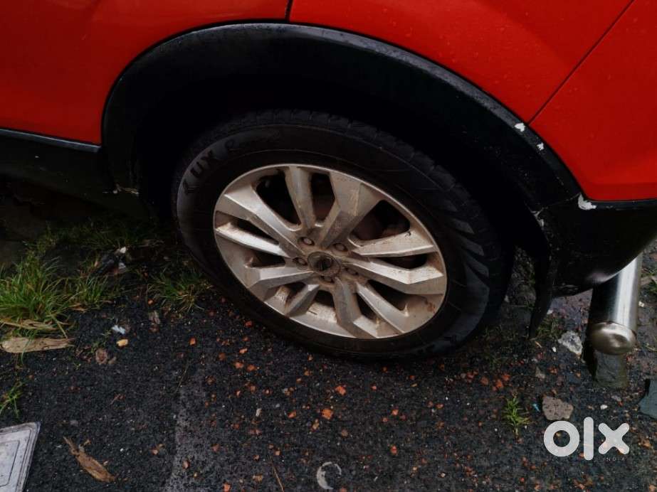 Mahindra Xuv300 W8 Diesel, 2019, Diesel