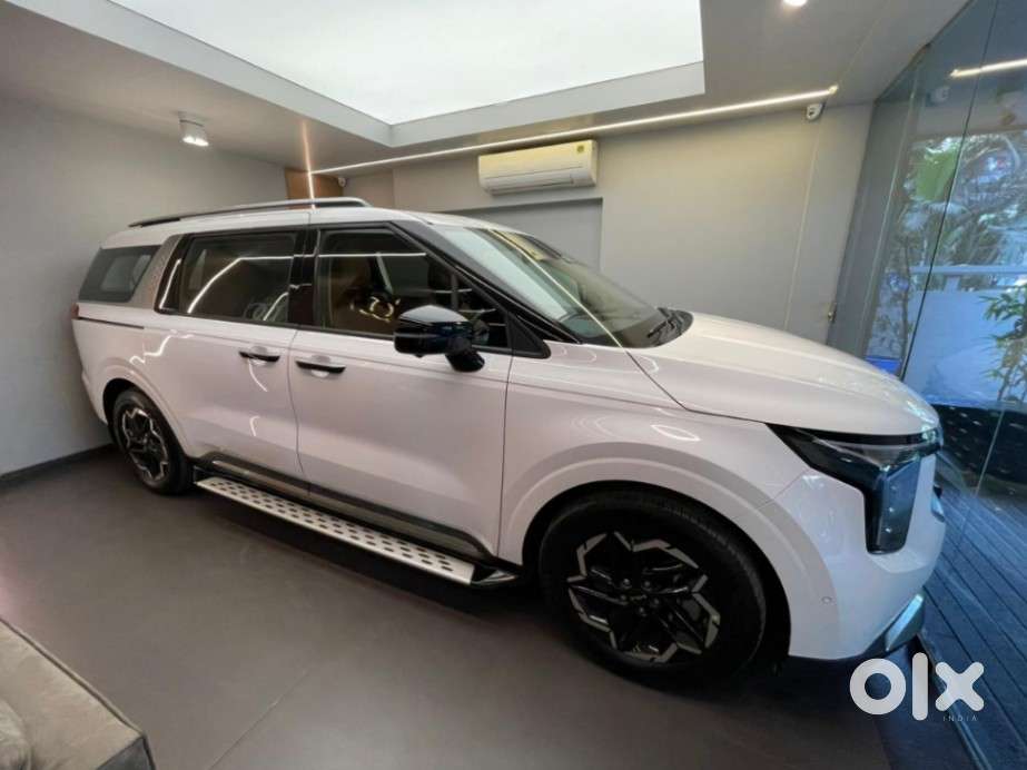 Kia Carnival Limousine Plus 7 Str, 2024, Diesel