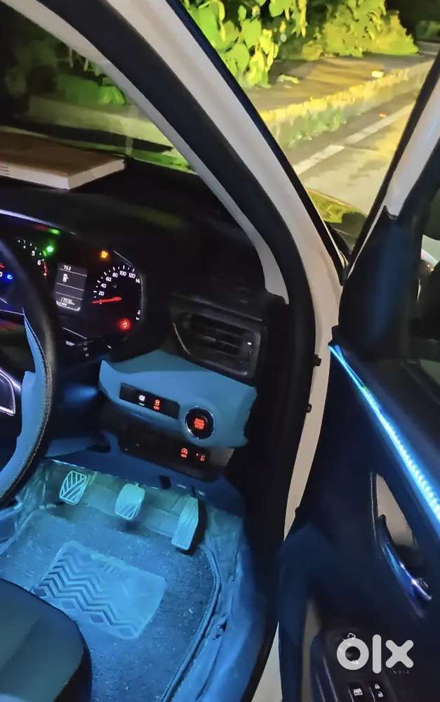 Maruti Suzuki Swift Vxi 2024 Last