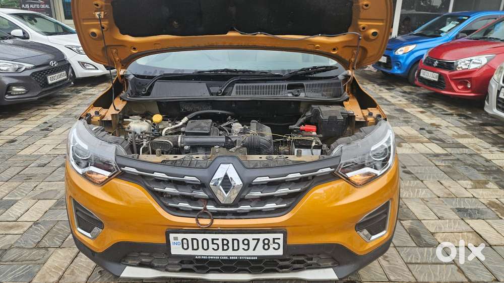 Renault Triber Rxz, 2022, Petrol