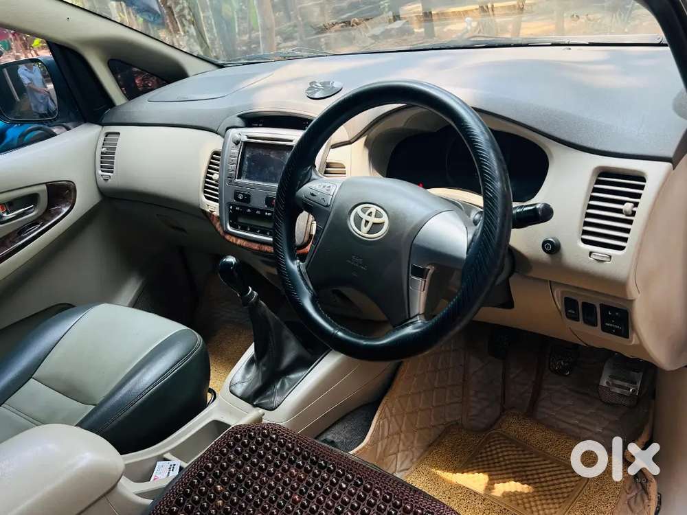 Toyota Innova 2012 Diesel Well Maintained