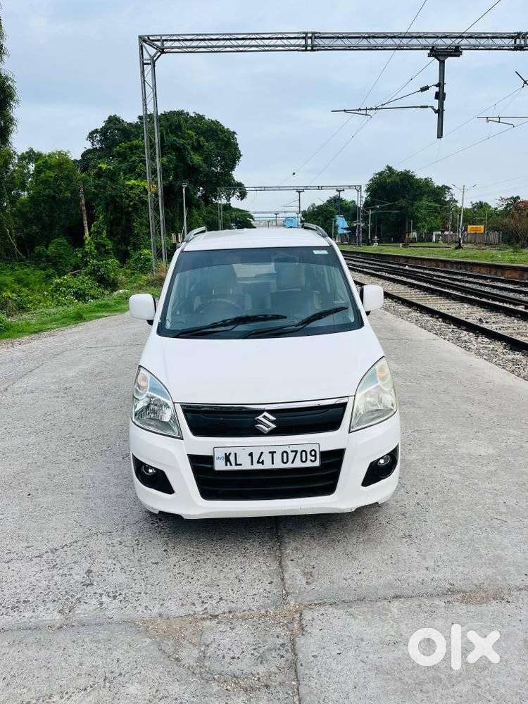Maruti Suzuki Wagon R Vxi Amt Opt, 2016, Petrol