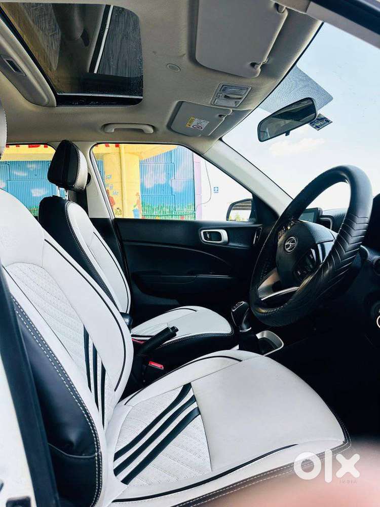 Hyundai Venue Sx Turbo, 2019, Cng & Hybrids