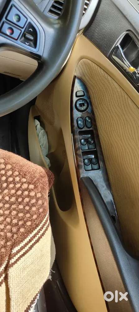 Hyundai Verna 2012 Cng & Hybrids 161000 Km Driven