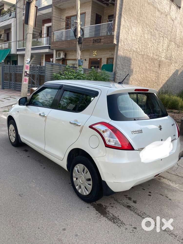 Maruti Suzuki Swift Petrol 2013