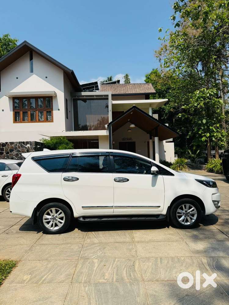 Toyota Innova Crysta 2.4 G Mt, 2017, Diesel