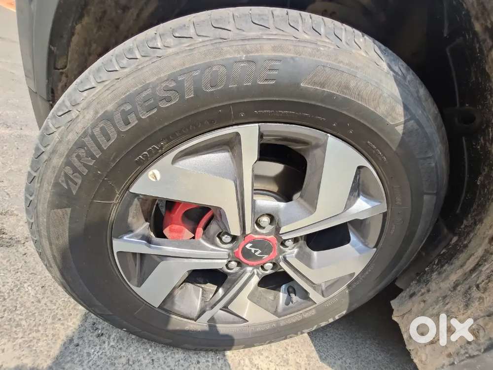 Kia Sonet G.t Line 1.5 Engine 2022 Diesel Automatic Sunroof 6 Airbags