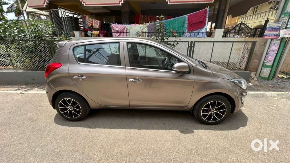 Hyundai I20 Diesel Manual 2012