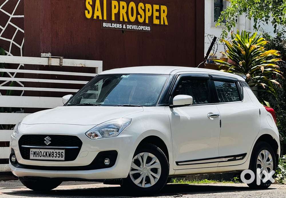 Maruti Suzuki Swift Vxi Optional, 2022, Petrol