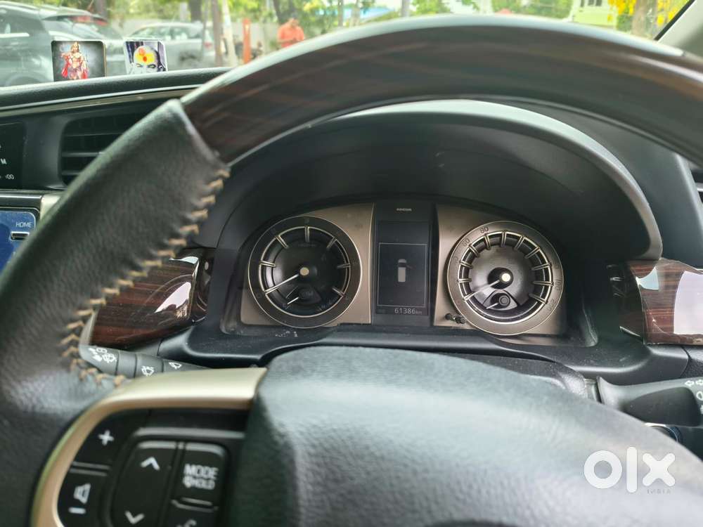 Toyota Innova Crysta 2.4 V, 2023, Diesel