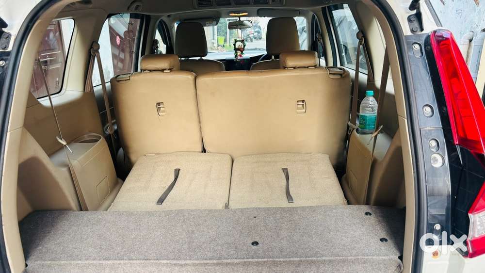 Maruti Suzuki Ertiga Petrol 2025