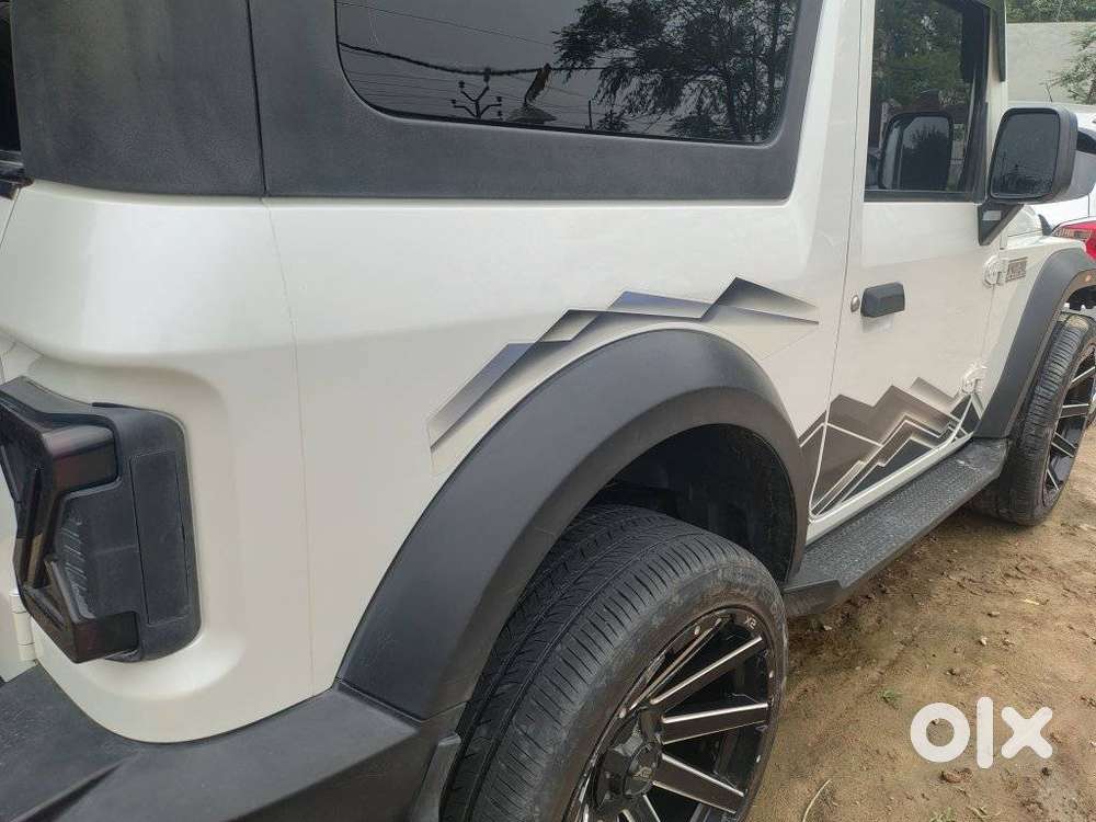 Mahindra Thar Lx 4-str Convertible At, 2023, Petrol