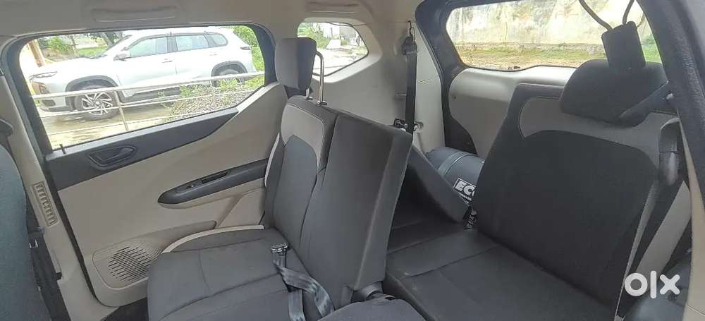 Yellow Board Ka Renault Triber 1.0 Rxl 2026