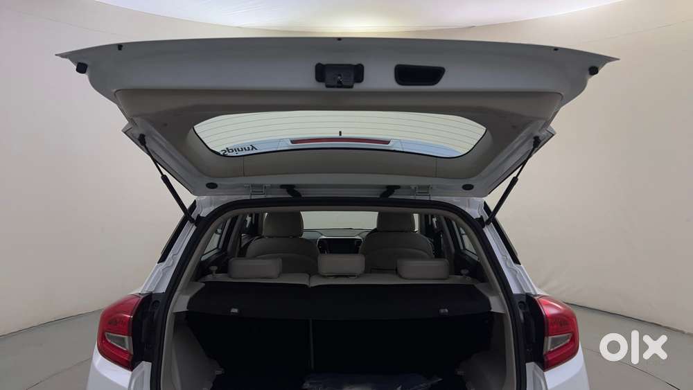 Mahindra Xuv300 W8 Option, 2024, Petrol