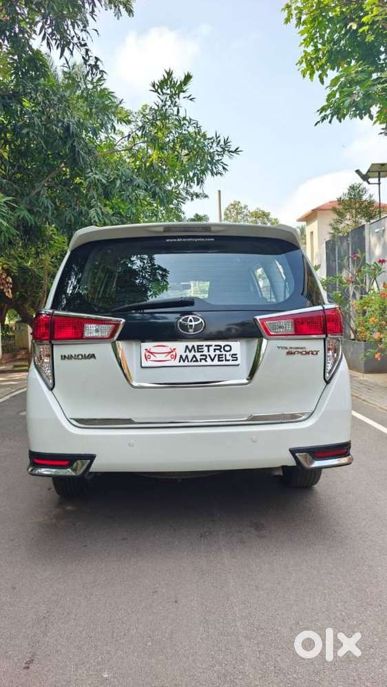 Toyota Innova Crysta Touring Sport 2.4 Mt, 2017, Diesel