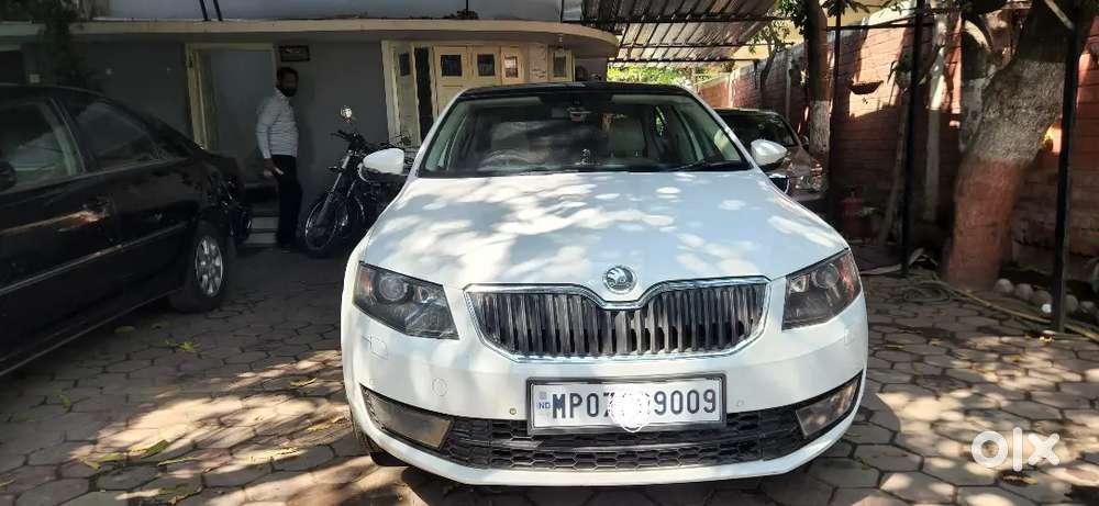 Skoda Octavia 2.0 Tdi Elegance Automatic 2014 End Mint Condition