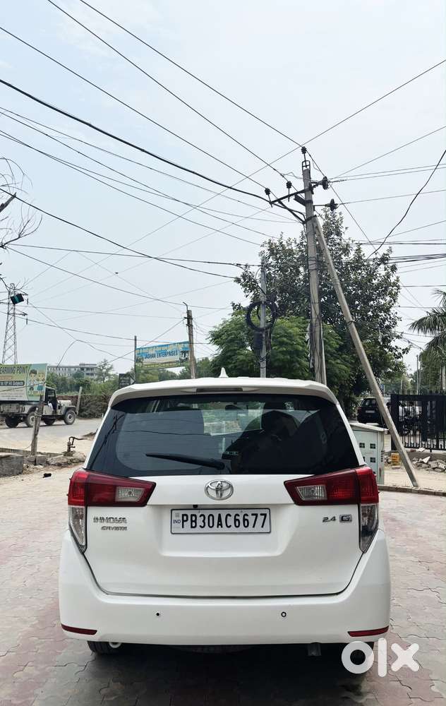 Toyota Innova Crysta 2.4 G Plus Mt, 2018, Diesel