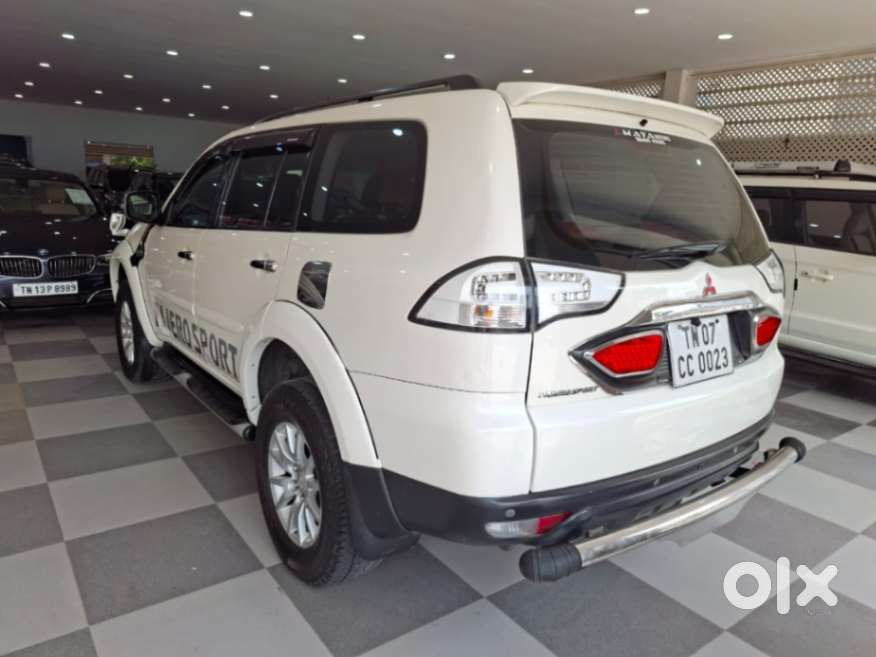 Mitsubishi Pajero Sport 2.5 Manual, 2015, Diesel