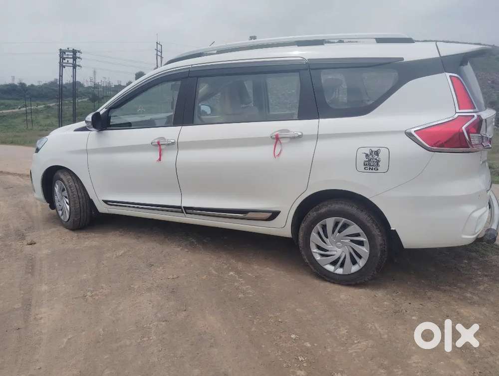 Ertiga Vxi Cng Anniversary 2025