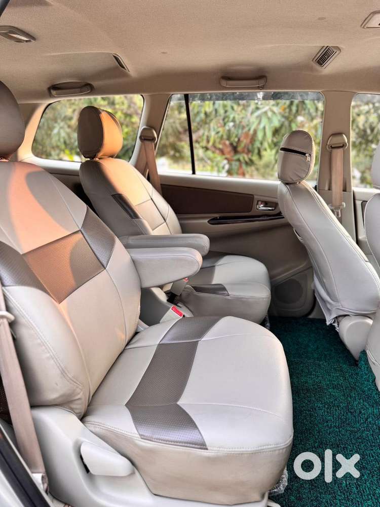 Toyota Innova 2.5 V 7 Str, 2014, Diesel