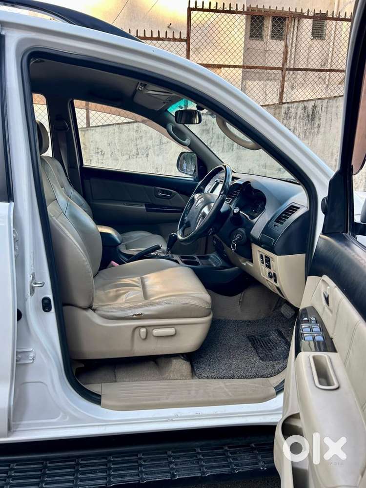 Toyota Fortuner 3.0 4x2 Automatic, 2014, Diesel