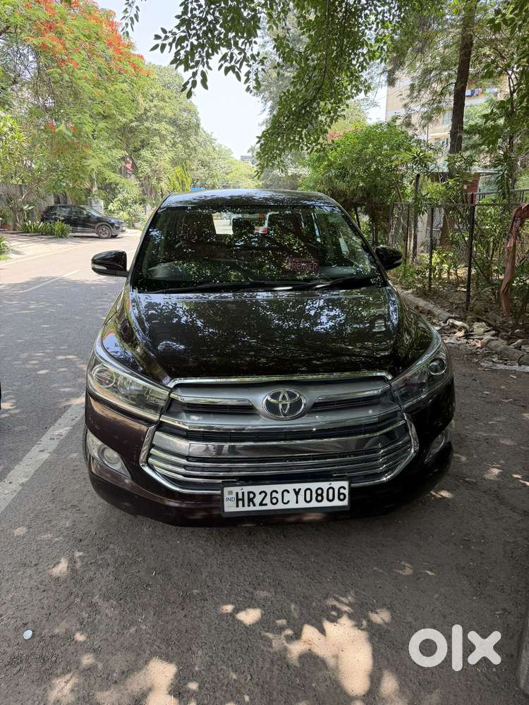 Toyota Innova Crysta 2.4 Vx Mt, 2016, Diesel