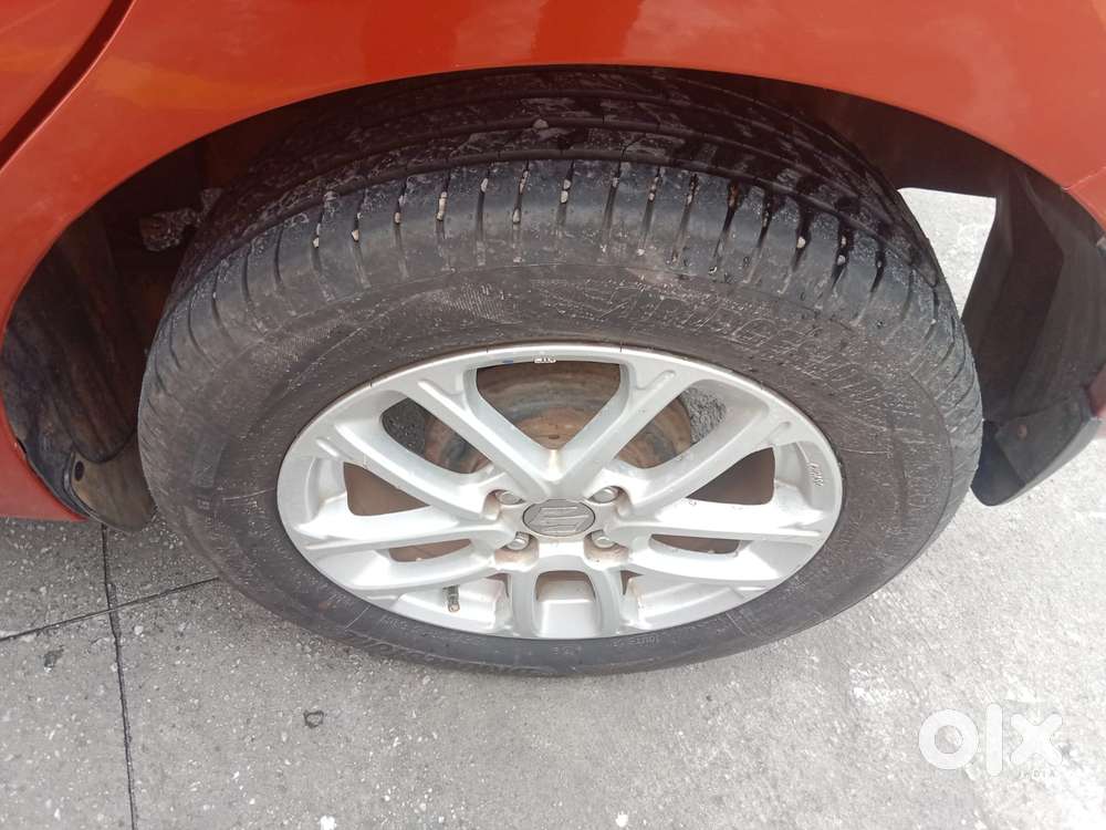 Maruti Suzuki Swift Vvt Zxi, 2018, Petrol