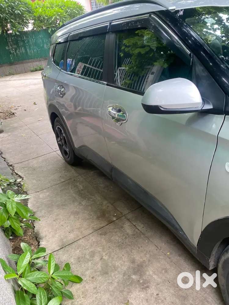Kia Carens 2022 Petrol Good Condition
